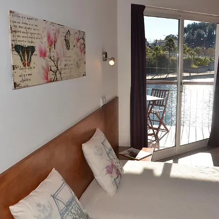 Rocas * Castanheira de Pera