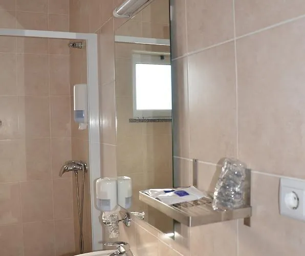 Rocas * Castanheira de Pera