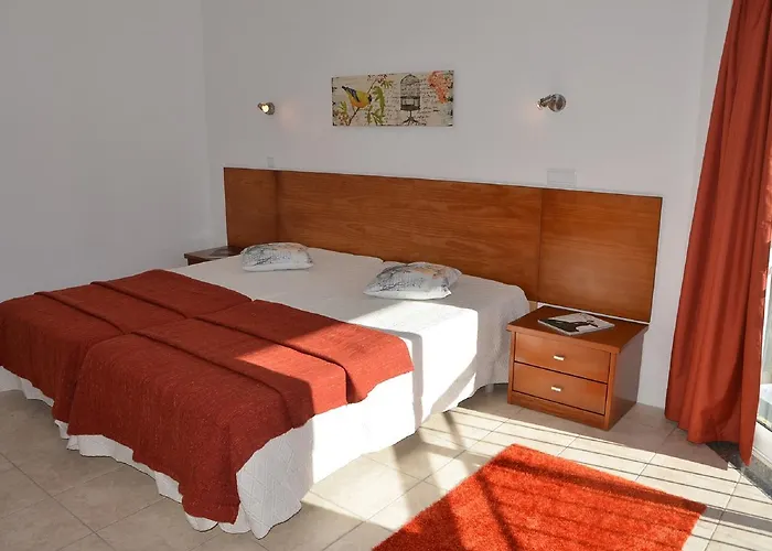 Rocas * Castanheira de Pera